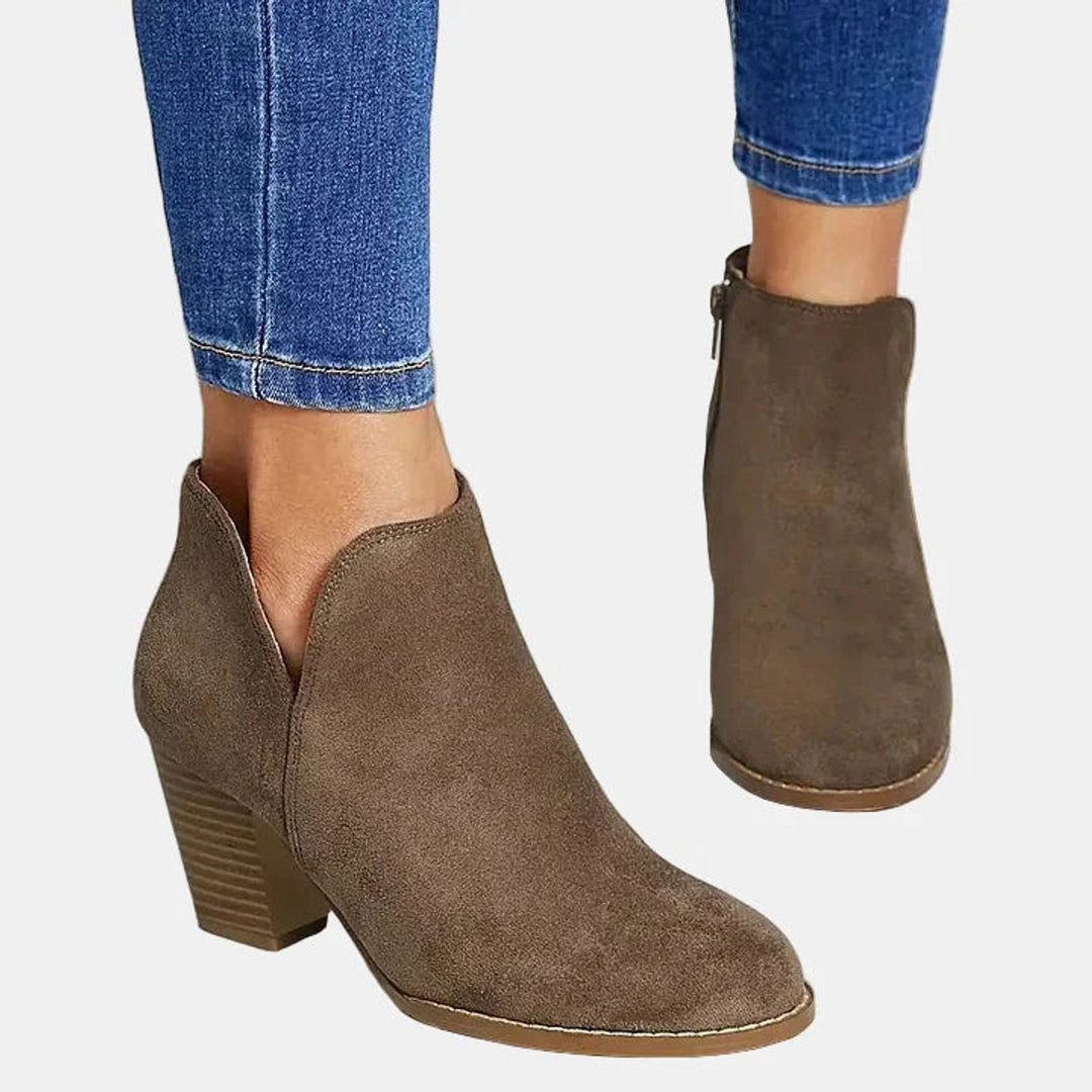 Black Ankle Boots Women with Arch Support, Stylish Orthopedic Design, Block Heel & Side Zipper for All-Day Comfort 1