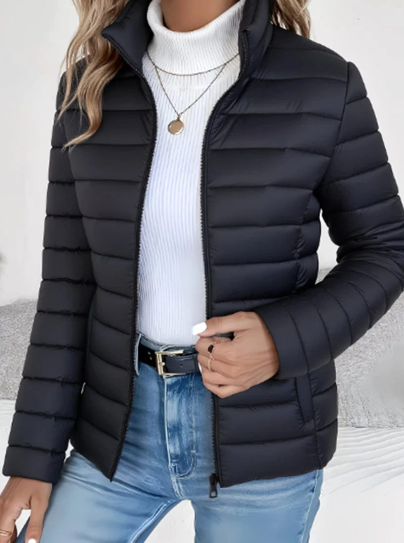 Charlotte | Damen Slim-Fit Steppjacke mit Stehkragen Leichte Winterjacke 1