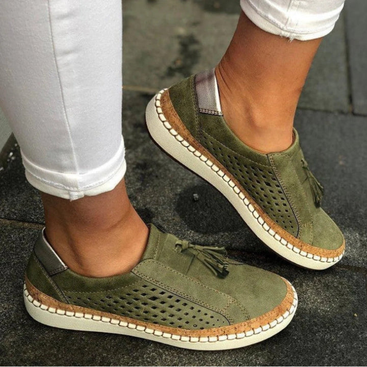 Comfortable Slip-On Sneakers for Narrow Feet - Breathable and Supportive Everyday Wear 0