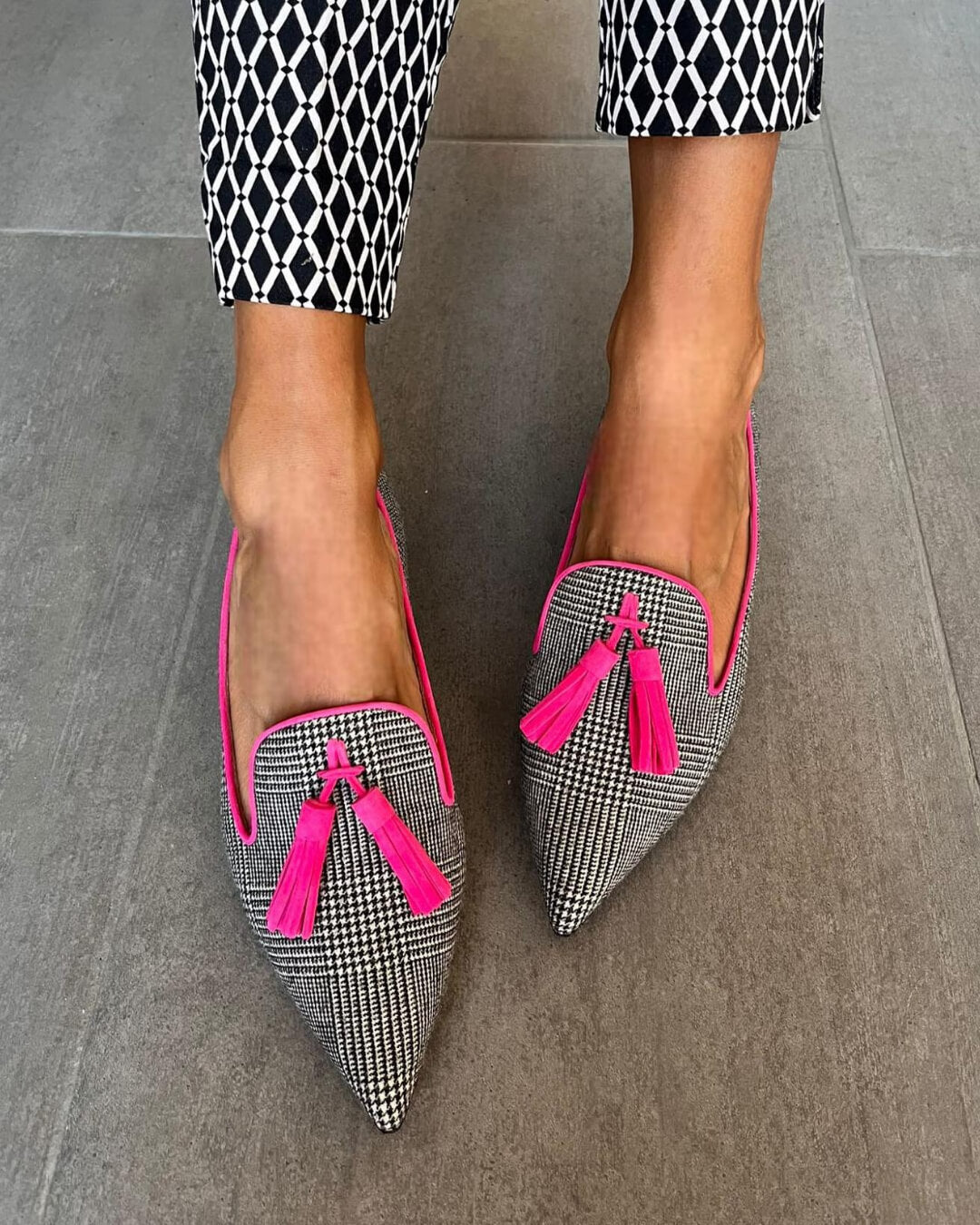 Elegant Fringe Loafers for Women - Chic and Comfortable Footwear 0