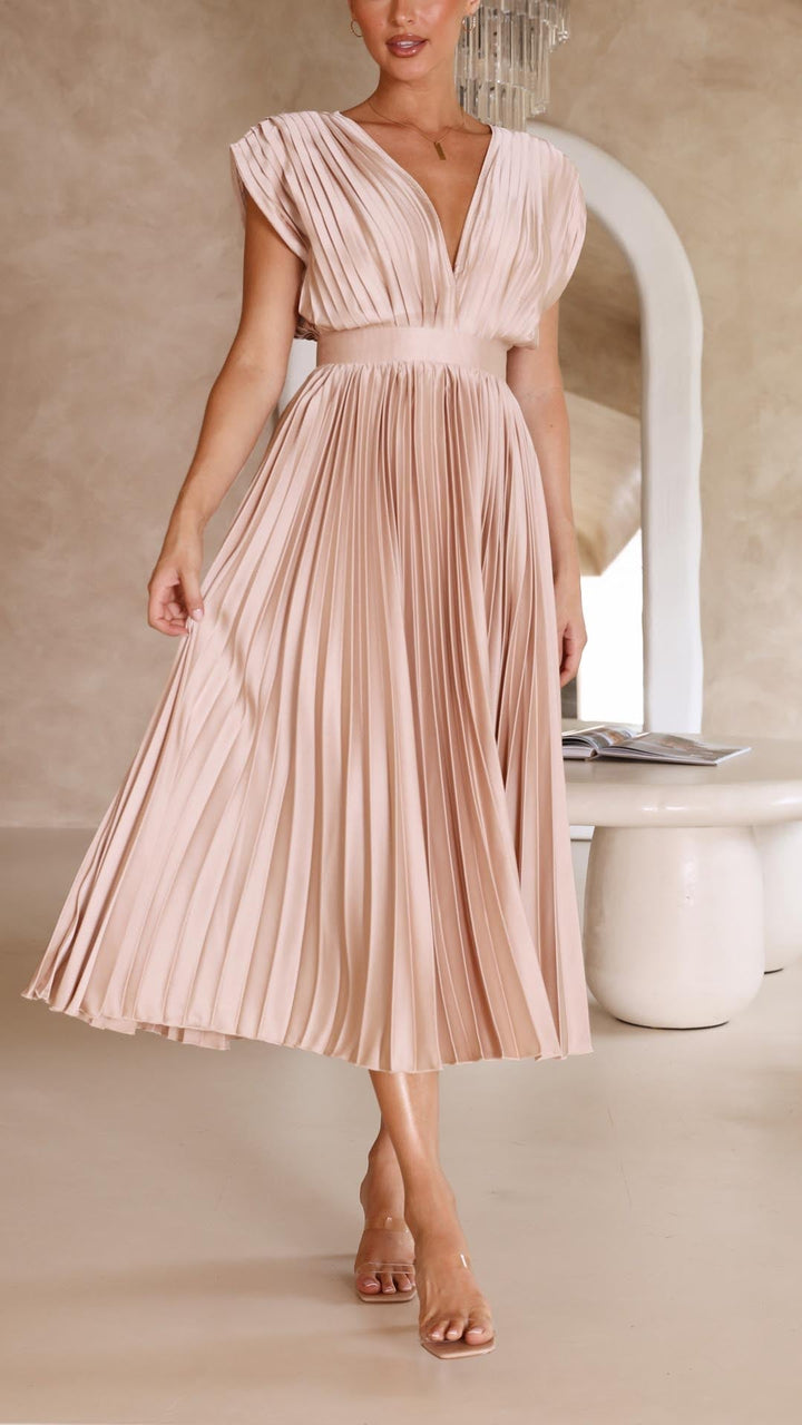 Elegant Pleated Maxi Dress for Women - Timeless Summer Style 7