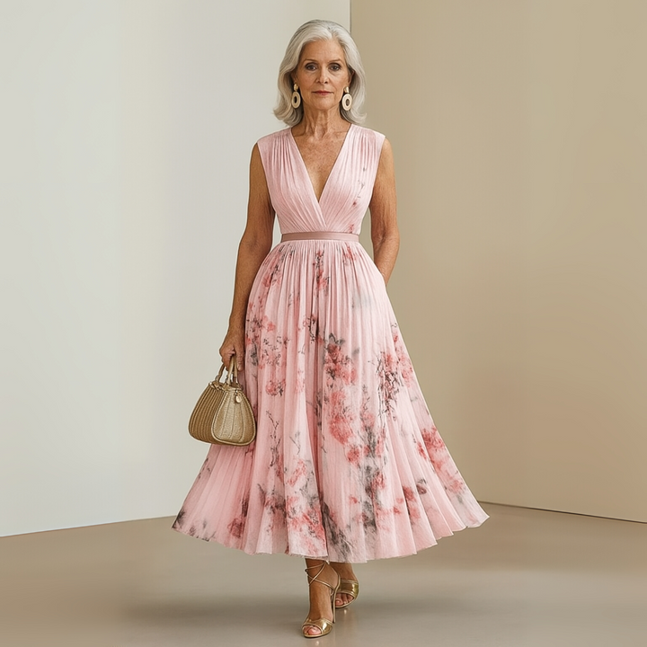 Elegant Sleeveless Summer Maxi Dress for Women - Flattering V-Neck Design 8