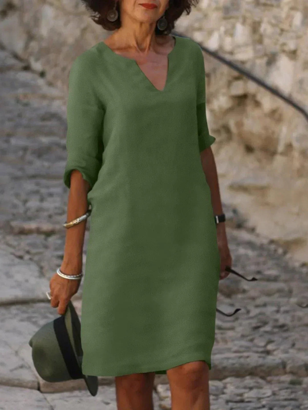 Elegant V-Neck Dress for Women - Timeless Summer Style 2