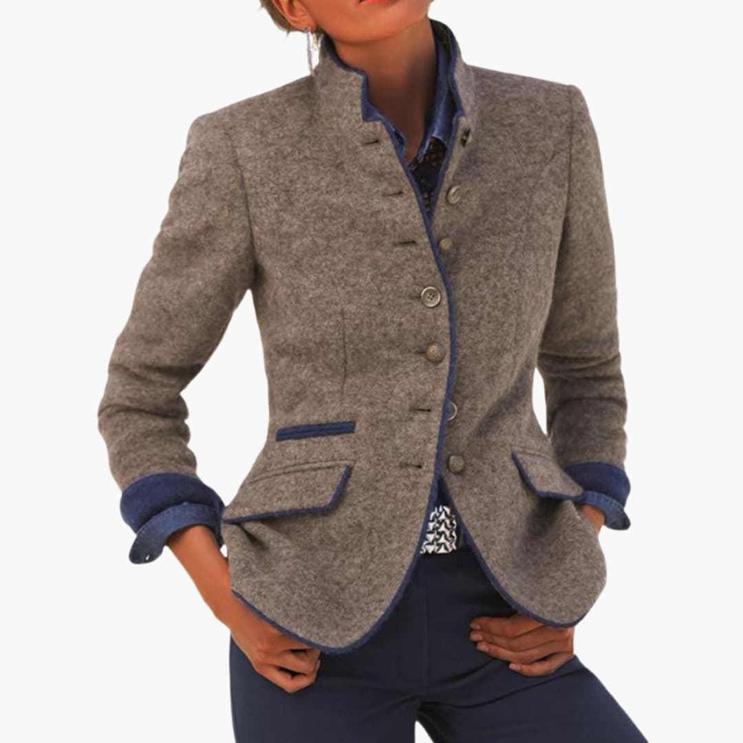 Elegant Women's Blazer - Chic White Blazer with Structured Lapel and Button Closure, Perfect for Any Occasion 0