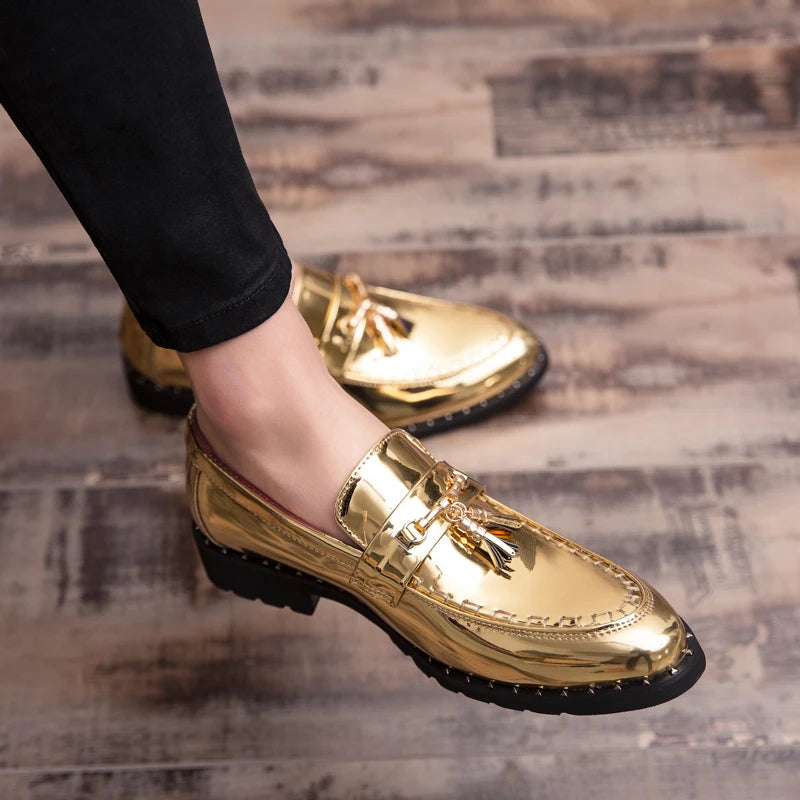 Elegant Women's Loafers with Glossy Finish and Gold Accents - Stylish Comfort for Any Occasion 7
