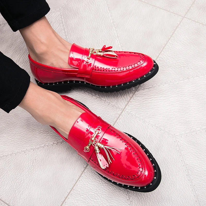 Elegant Women's Loafers with Glossy Finish and Gold Accents - Stylish Comfort for Any Occasion 8