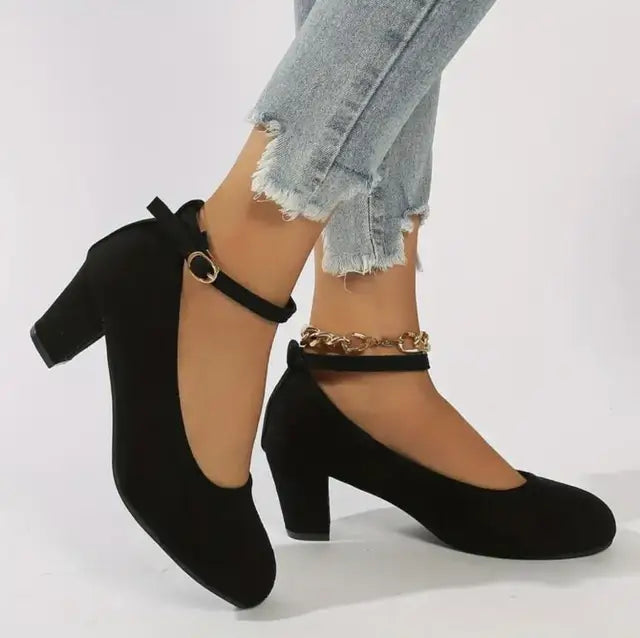 Elegant Women's Pumps with Ergonomic Design for All-Day Comfort and Style 0