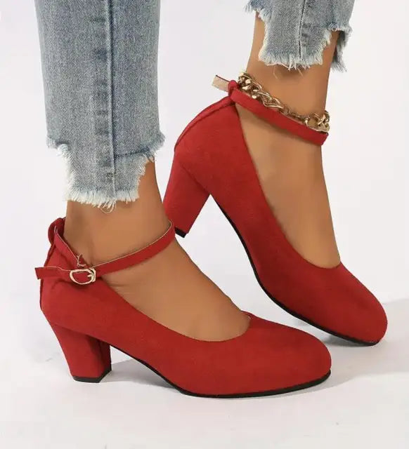 Elegant Women's Pumps with Ergonomic Design for All-Day Comfort and Style 3