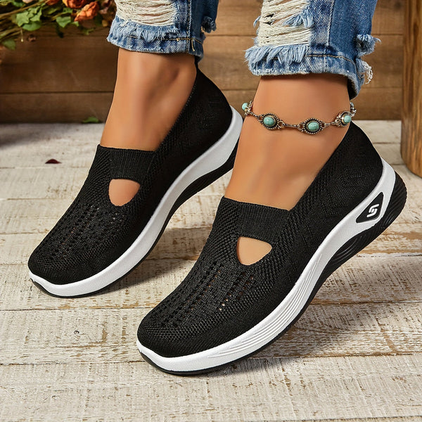Lightweight Slip-On Shoes for Women – Comfortable and Breathable Everyday Footwear 2
