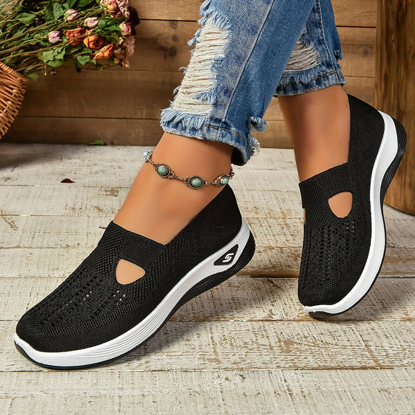Lightweight Slip-On Shoes for Women – Comfortable and Breathable Everyday Footwear 5