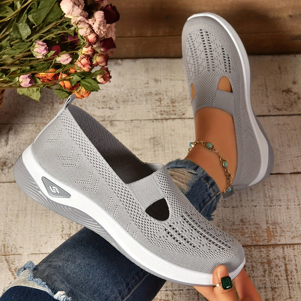 Lightweight Slip-On Shoes for Women – Comfortable and Breathable Everyday Footwear 7