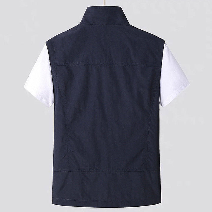 Men's Lightweight Quick-Drying Vest for Breathable Comfort and Practical Storage 1