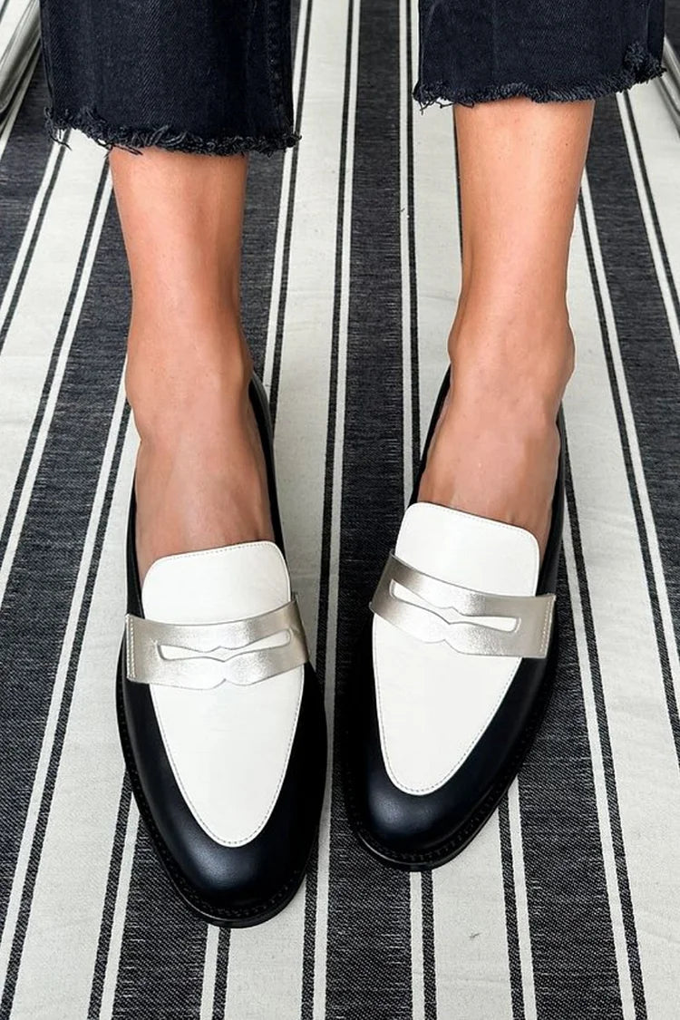 Monochrome Loafers for Women - Sleek and Versatile Footwear 0