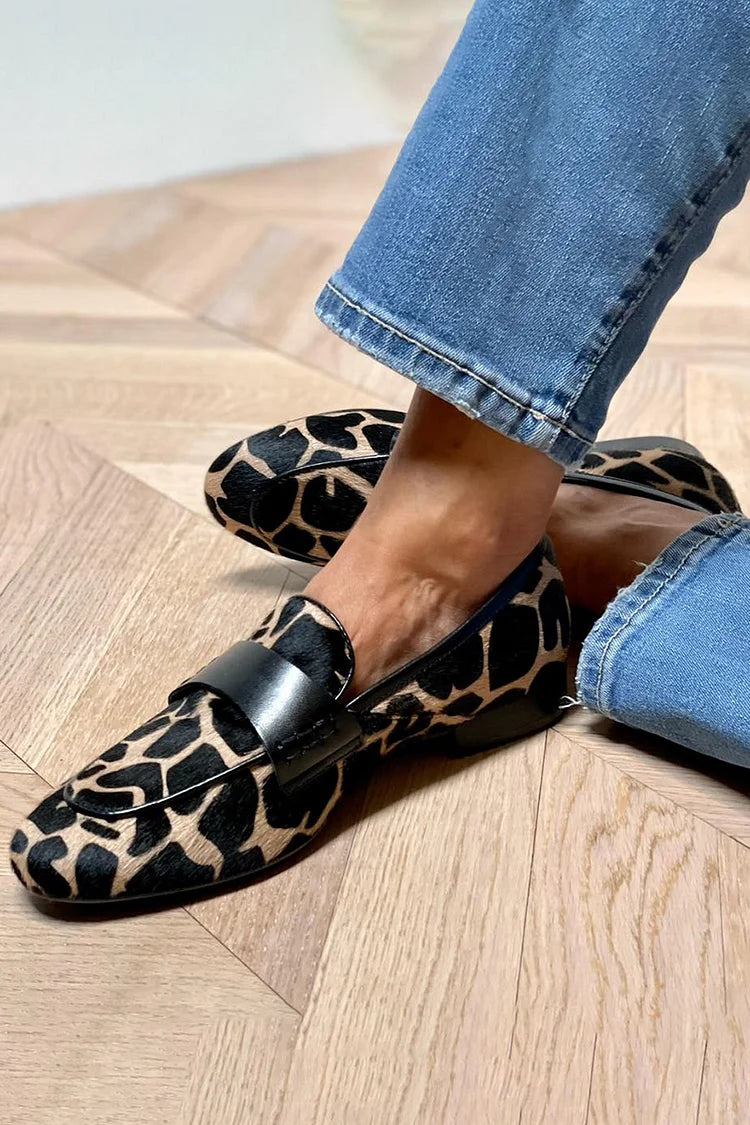 Stylish Animal Print Loafers for Women - Trendy and Comfortable Footwear 1