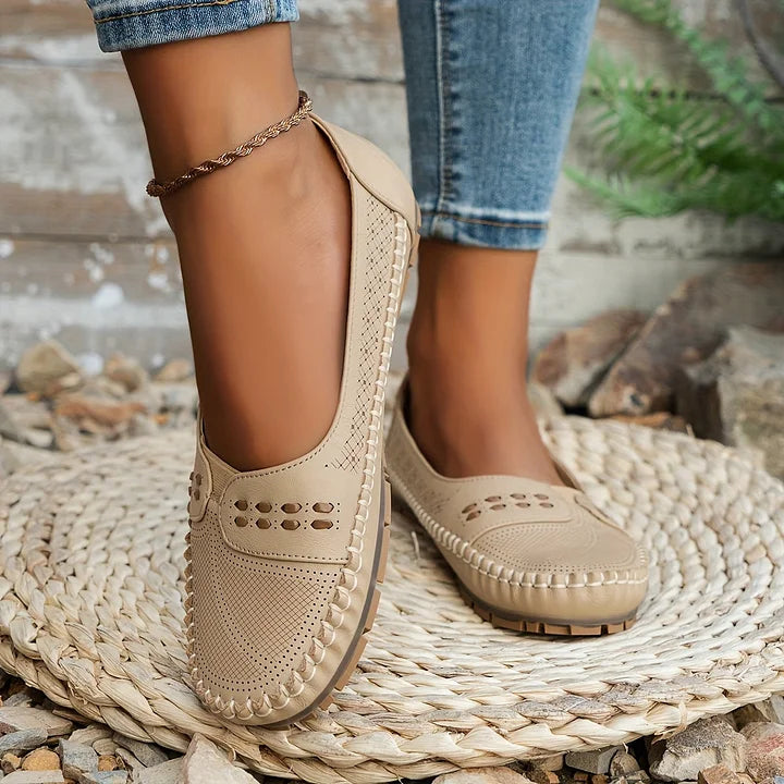 Stylish Orthopedic Flats for Women - Comfortable and Supportive Footwear 4