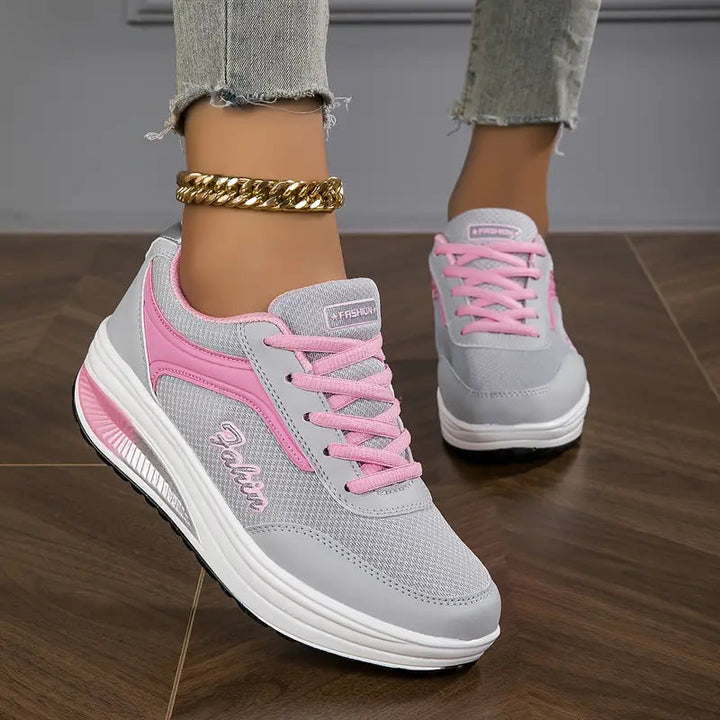 Women's Comfortable Lace-Up Orthopedic Shoes for Everyday Wear 3