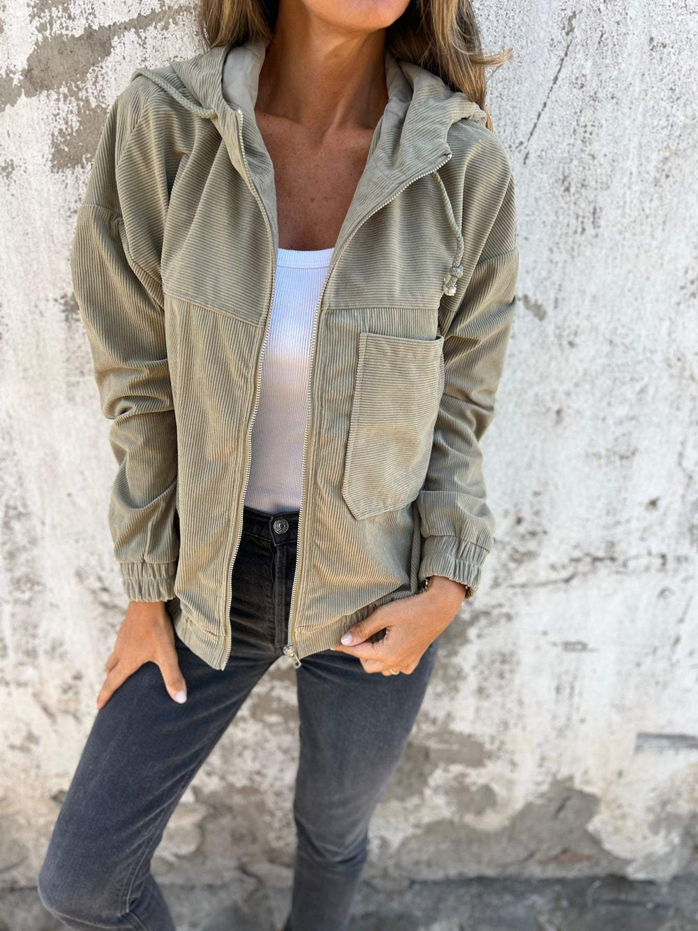 Women's Jacket | Hooded & Versatile 1