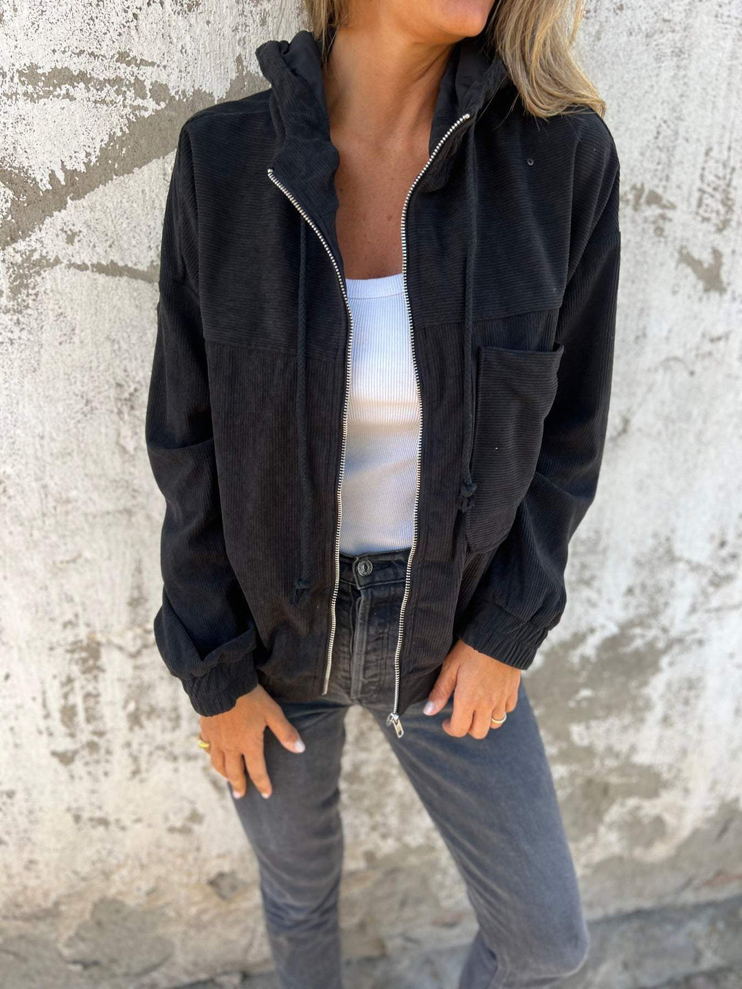 Women's Jacket | Hooded & Versatile 3