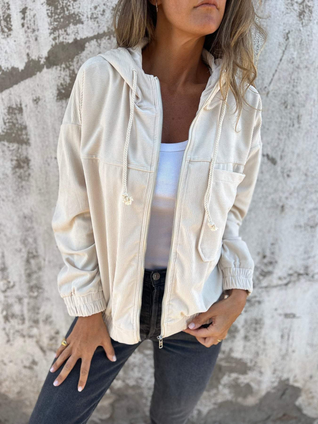 Women's Jacket | Hooded & Versatile 4