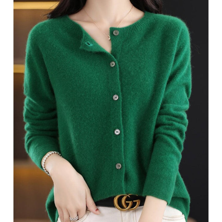 Women's Oversized Button-Front Knit Cardigan for Layering and Comfort 14