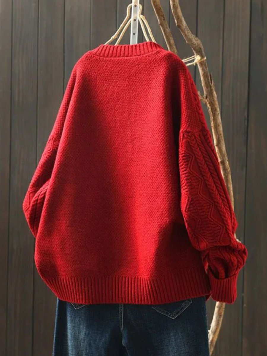 Women's Oversized Cable-Knit Button-Down Cardigan Sweater for Fall and Winter 2